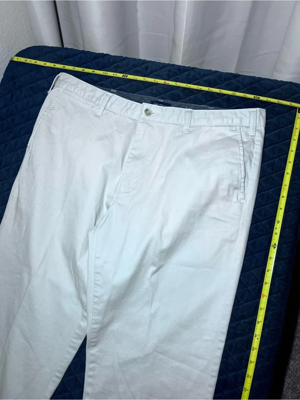 Nautica Men’s White Chino Pants